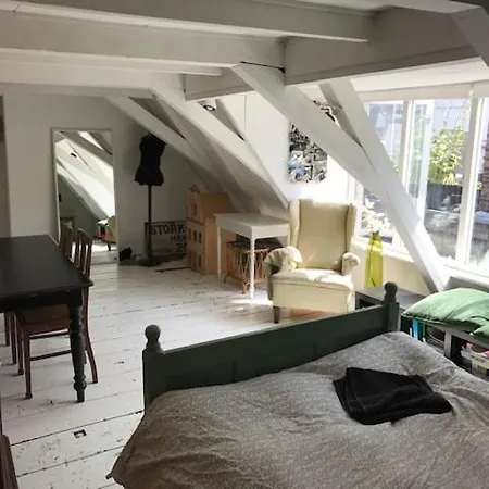 2 For 4 Pax In Monument On 3rd Floor Rum i privatbostad *